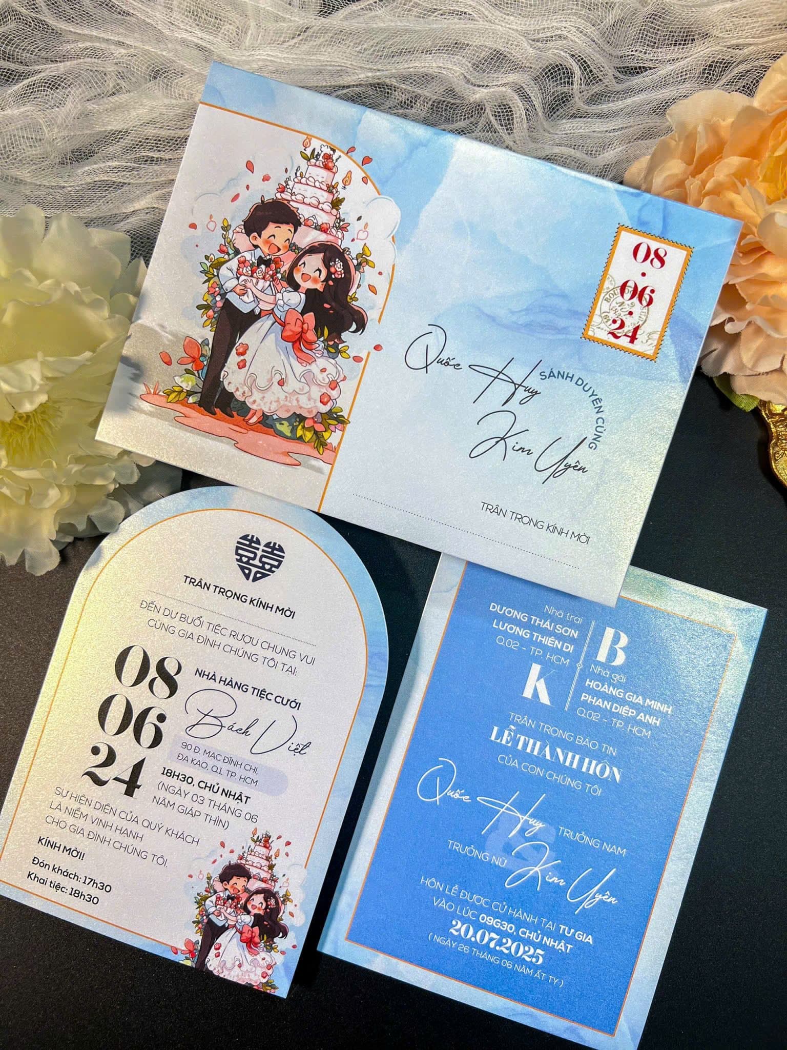 Thiệp cưới xanh dương chibi