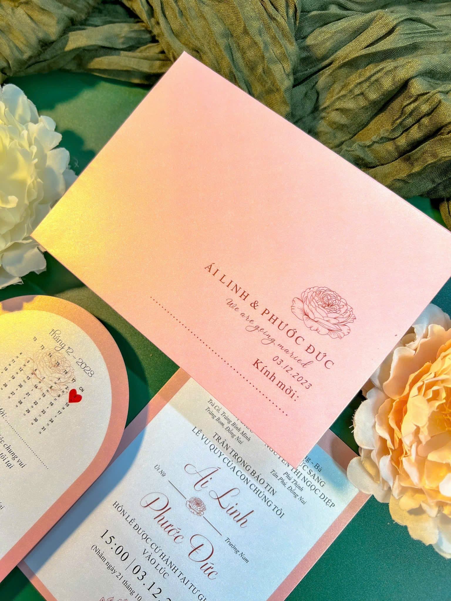 Thiệp cưới hồng cơ bản - ảnh 2