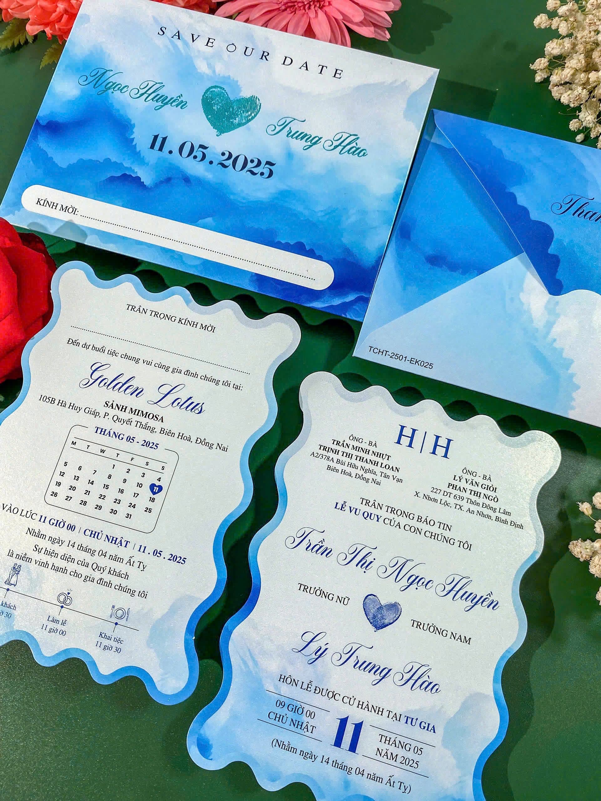 Thiệp cưới nước loang